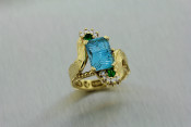 18k yellow gold fancy cut topaz ring